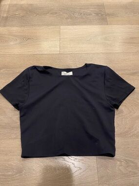 Babaton Black Crop Tee - Minimal Short Sleeve Top